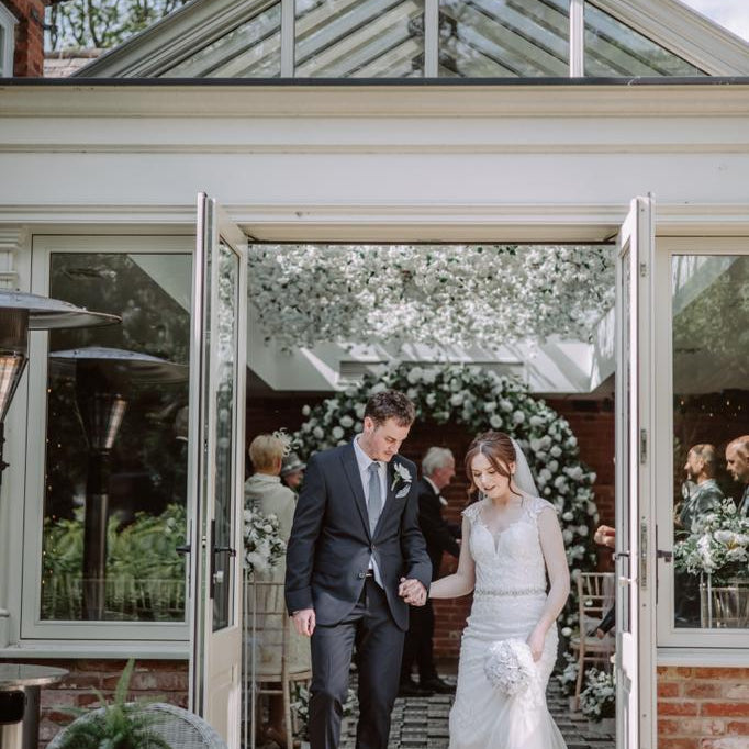 Getting Married Near Birmingham: Why Redditch is the Perfect Choice