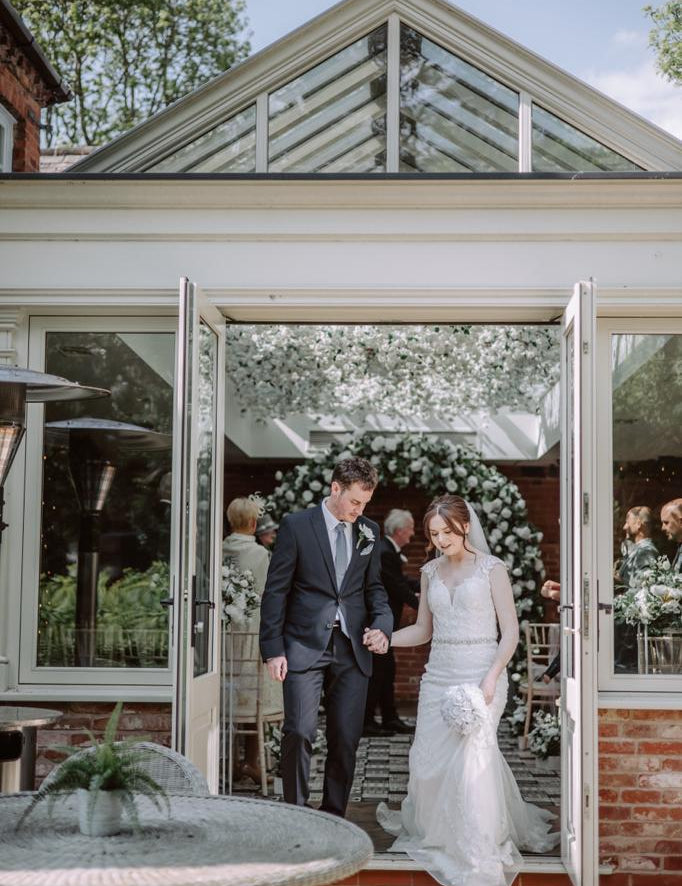 Getting Married Near Birmingham: Why Redditch is the Perfect Choice